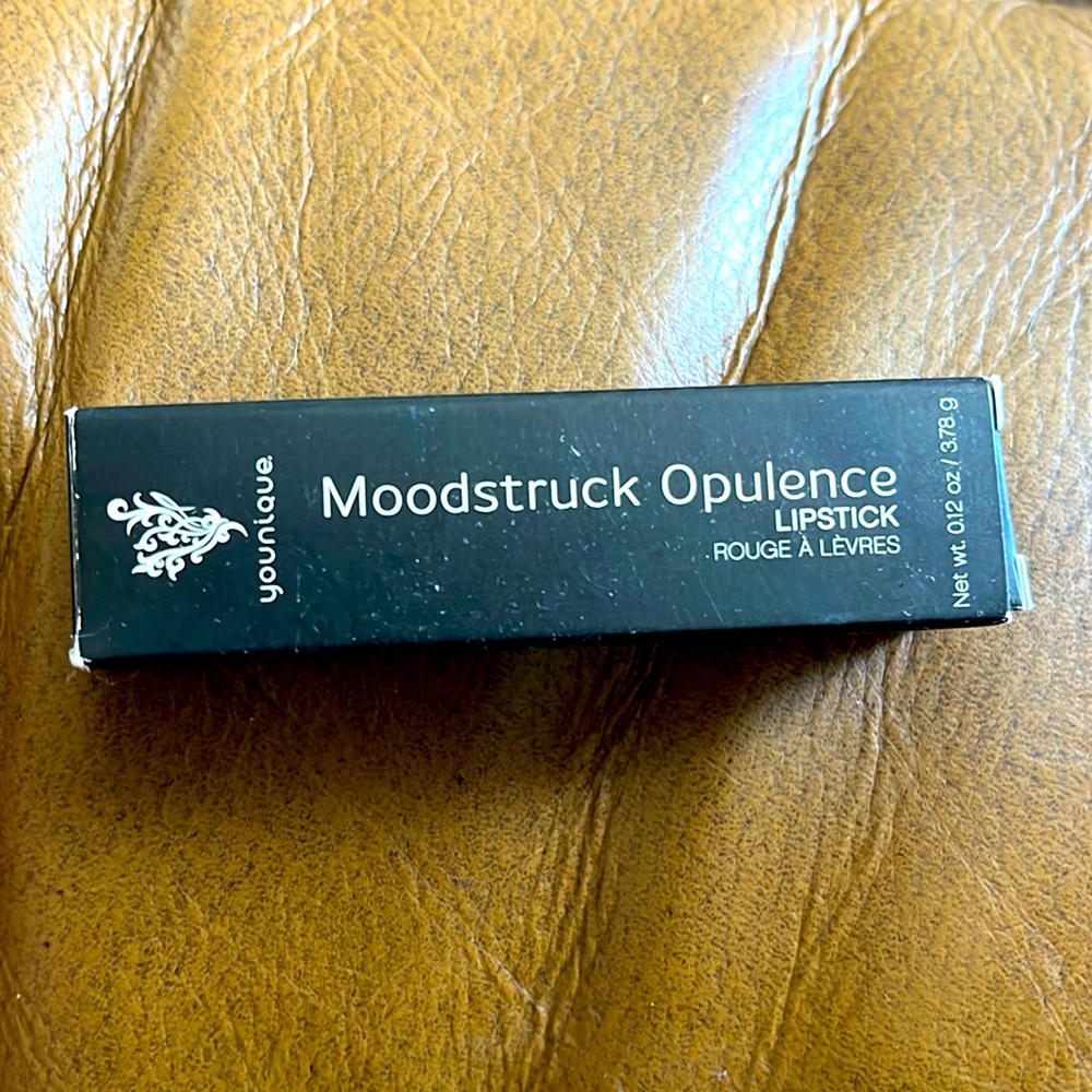 Younique moonstruck opulence lipstick - vain